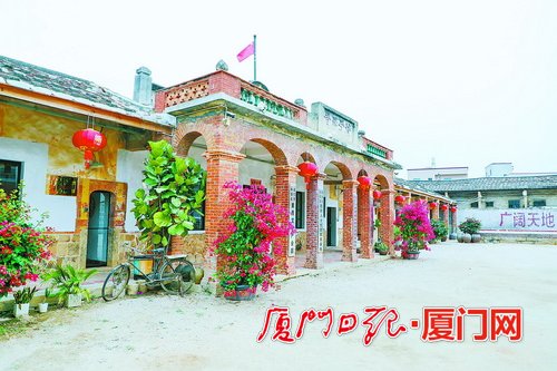 厦门黄厝：千年古厝焕发新韵 艺术推动乡村振兴(图3)