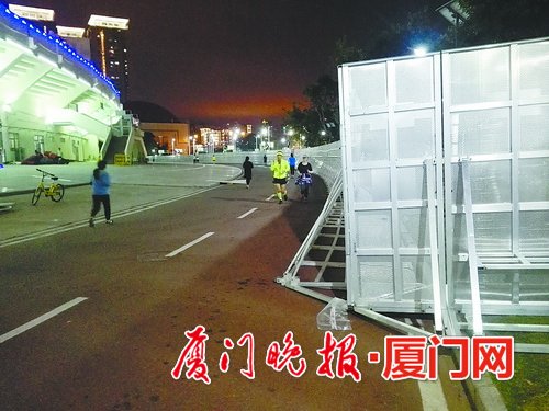 厦门市体育中心近期商演频繁 如何解决扰民问题引关注